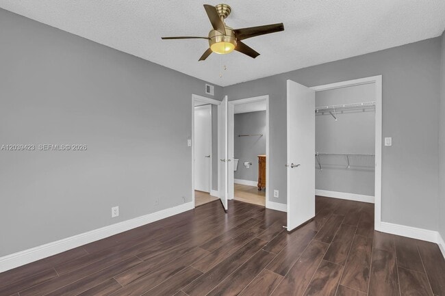 Building Photo - 5740 Rock Island Rd
