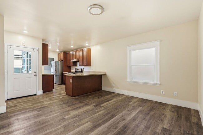Building Photo - 2535 Filbert St