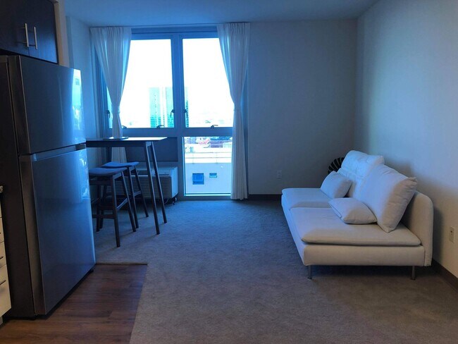 Building Photo - Ke Kilohana - 1 Bedroom, 1 Bathroom, 1 Par...