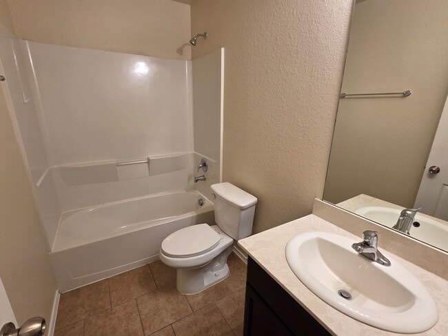 Building Photo - 19115 Shire Horse Blvd