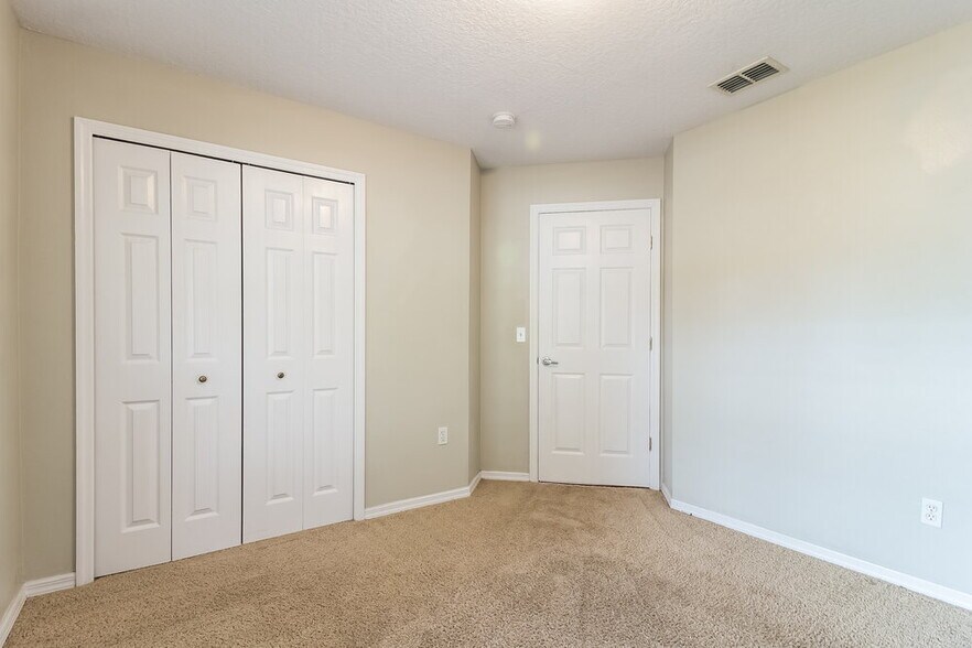 Building Photo - 3355 Kelsey Ln