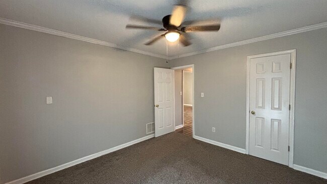 Building Photo - 5491 Milton Ridge Dr