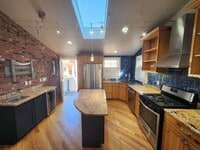 Building Photo - 18 Cornhill St