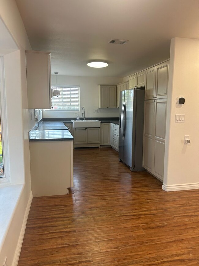 Building Photo - Stunning 3BD/2BA Corner-Lot Home w/ Relaxing Views – Only $4,495 – Mission Heights