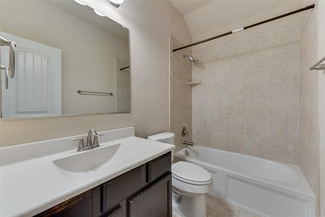Building Photo - 16600 Stillhouse Hollow Ct