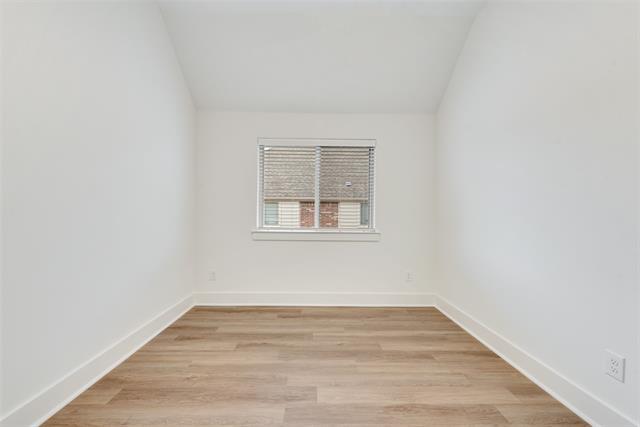 Building Photo - 4703 Sephora Dr