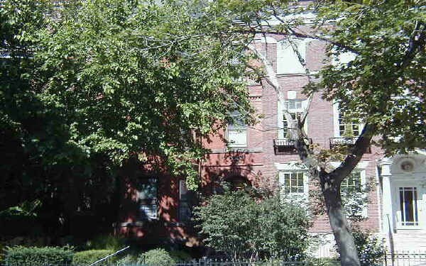 Building Photo - 1702 16th St NW