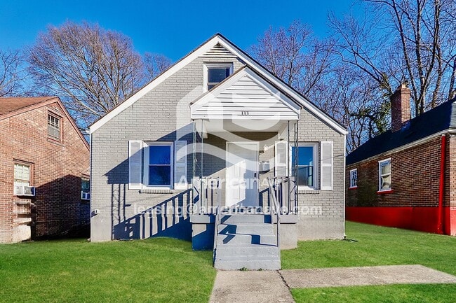 Building Photo - 133 N 37th St