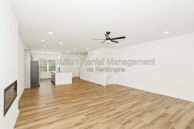 Building Photo - 32 Nickel Dr
