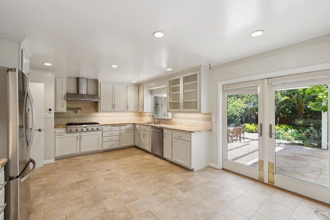Building Photo - Beautiful Ranch Home with Bonus Room & Detached ADU | Minutes to Downtown