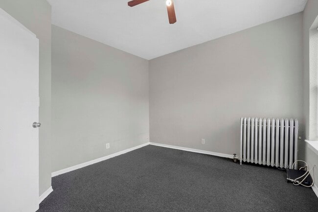 Building Photo - 6225 S Dorchester Ave
