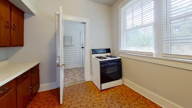 Interior Photo - The Apollo