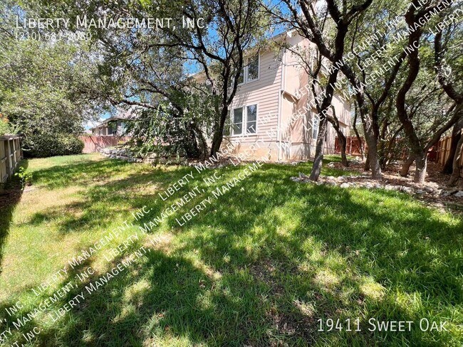 Building Photo - 19411 Sweet Oak