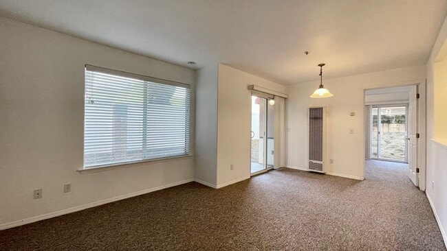 Building Photo - 3053 S Higuera St