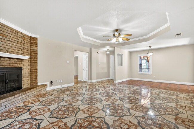 Building Photo - 2415 93rd St