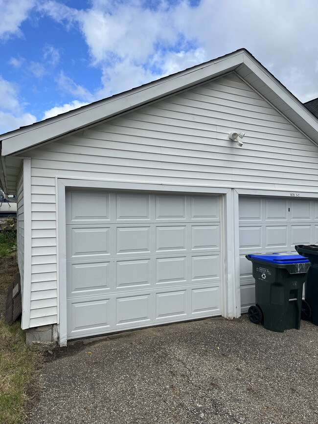 Building Photo - 1670 3rd St