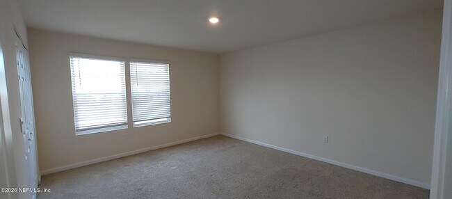 Building Photo - 124 Java Ln