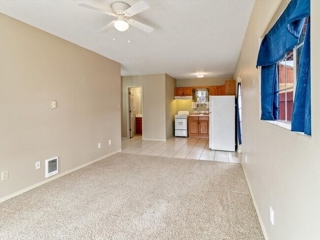 Building Photo - 1-Bed, 1.5-Bath Townhome with Balcony | Prime NW Albuquerque Location | Coming Soon | Pre-lease Now!