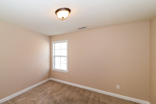 Building Photo - 5357 Conifer View Ln