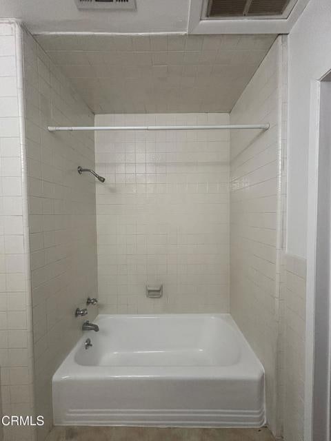 Building Photo - 3633 Revere Ave