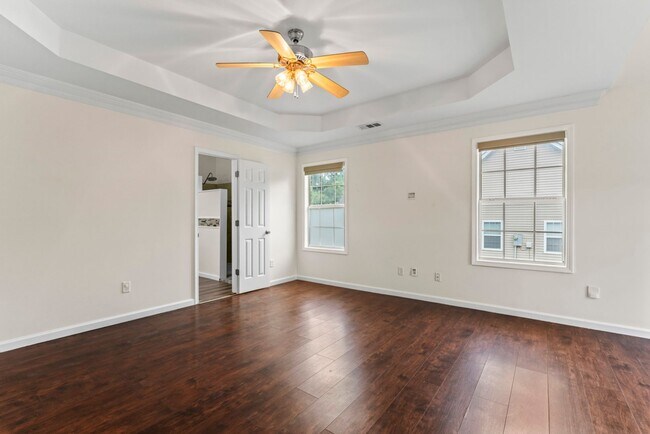 Building Photo - 3 Bedrooms 2 baths in McDonough on 1 acre waterfront backyard with private dock.