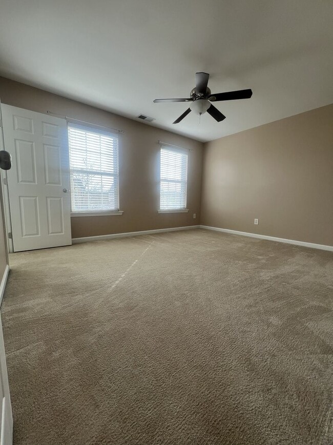 Building Photo - 13600 Warwick Longbay Dr