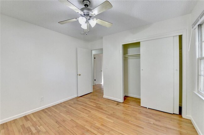 Building Photo - 2628 Whitehurst Dr