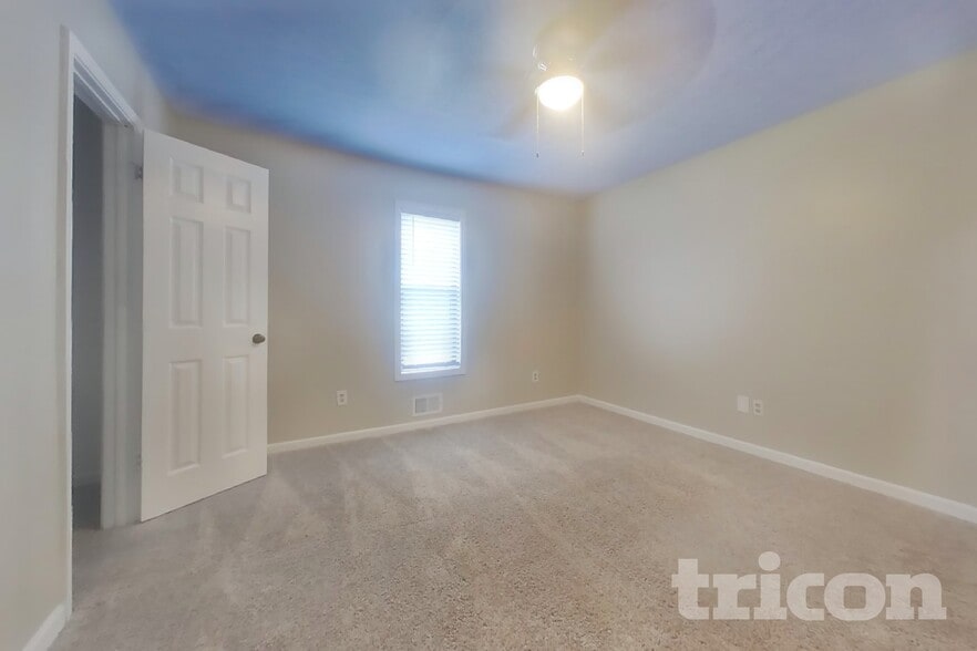 Building Photo - 134 Little Brook Dr