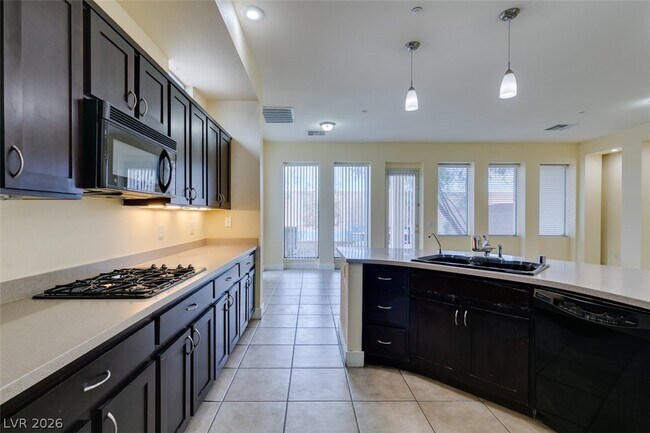 Building Photo - 228 Frapuccino Ave