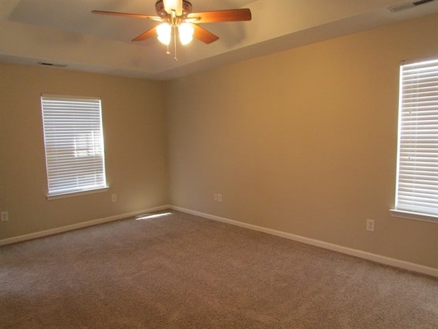 Building Photo - 1041 Vanguard Dr