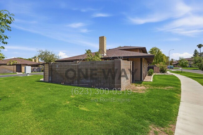 Building Photo - 1660 W Village Way