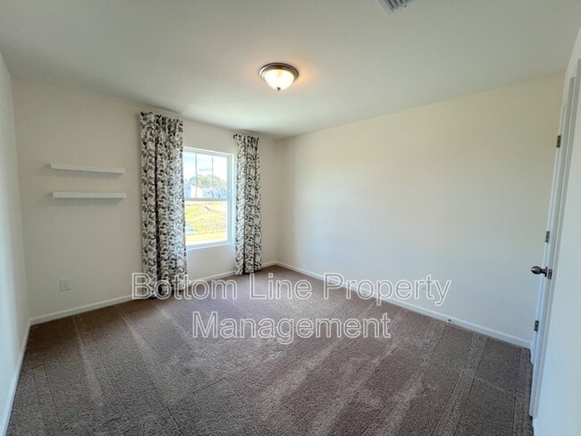 Building Photo - 3661 Secrest Lndg