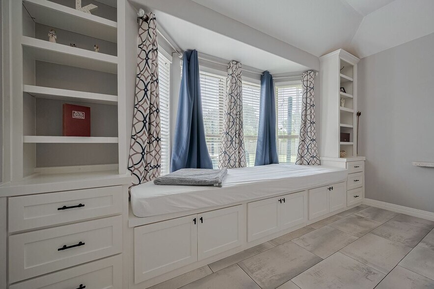 Building Photo - 4227 Lodge Ranch Ct