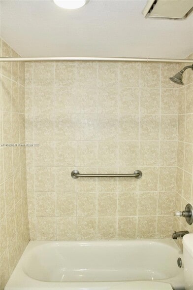 Building Photo - 2079 W 54th Terrace