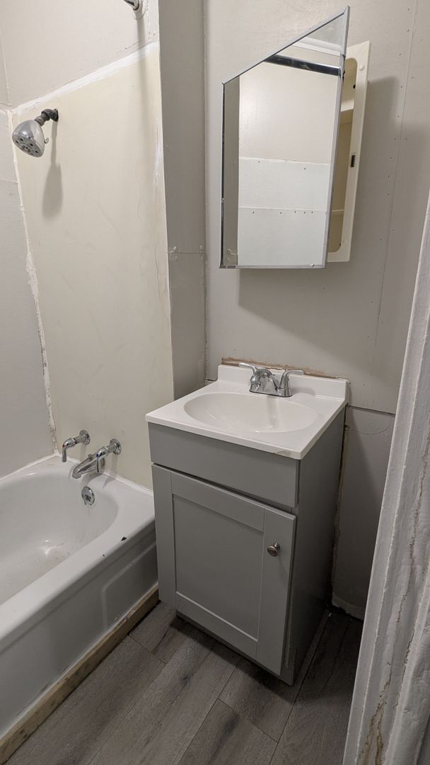 Building Photo - Atlas Investment Group, LLC (569 Allyn St ...