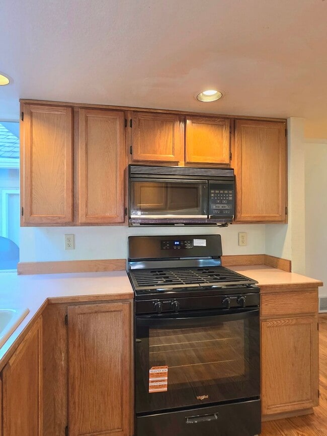 Building Photo - 4718 SW 314th Pl