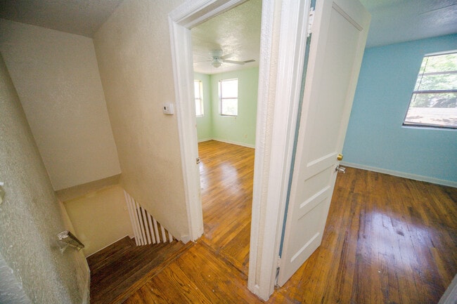 Building Photo - 1521 Yukon St