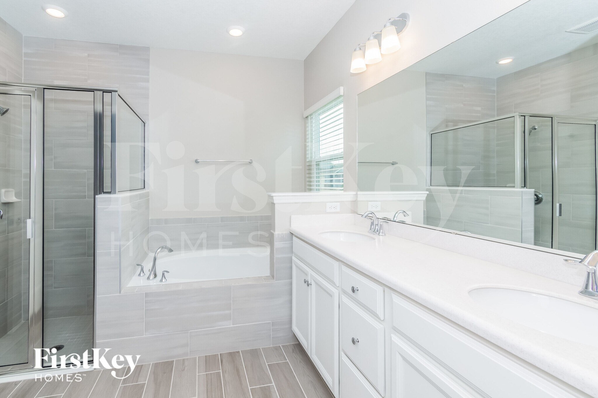 Building Photo - 10155 Pavnes Creek Dr