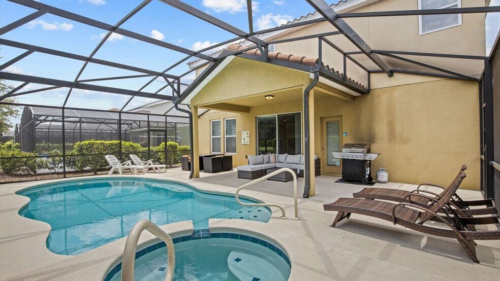 Building Photo - 5266 Wildwood Wy