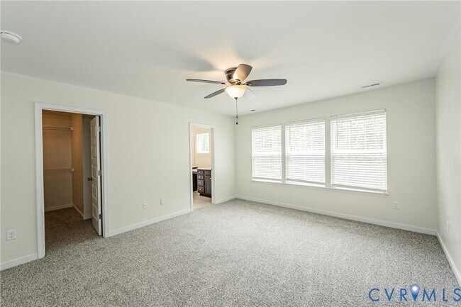 Building Photo - 18353 Palisades Ct