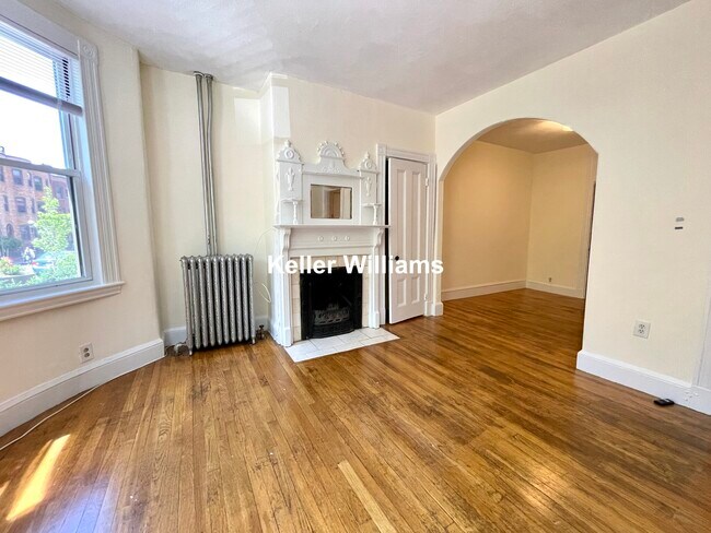 Building Photo - 50 Saint Germain St