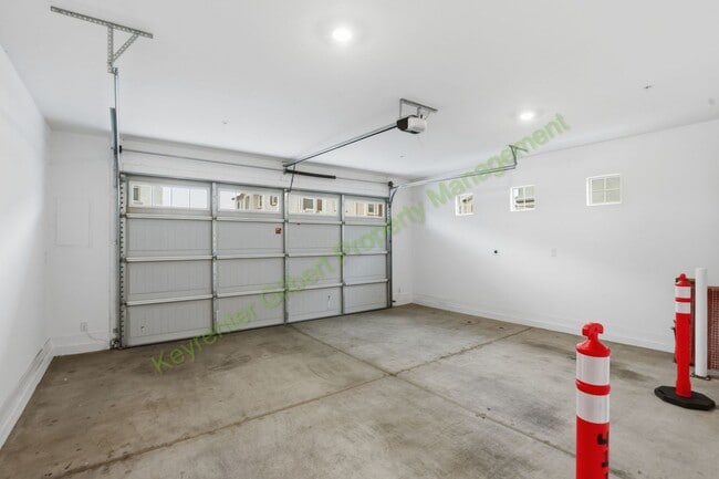 Building Photo - Modern Gilbert Home in Warner Meadows Community