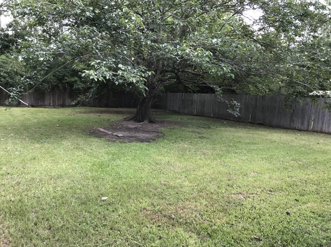 Building Photo - 9240 McLean St