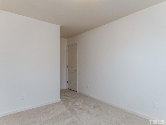 Building Photo - 882 Saratoga Dr