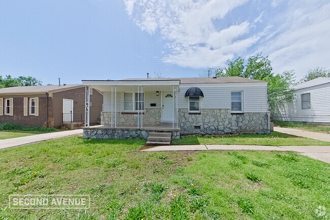 Building Photo - 110 E Myrtle Dr