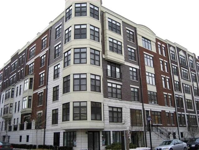 Building Photo - 1200 Grand St