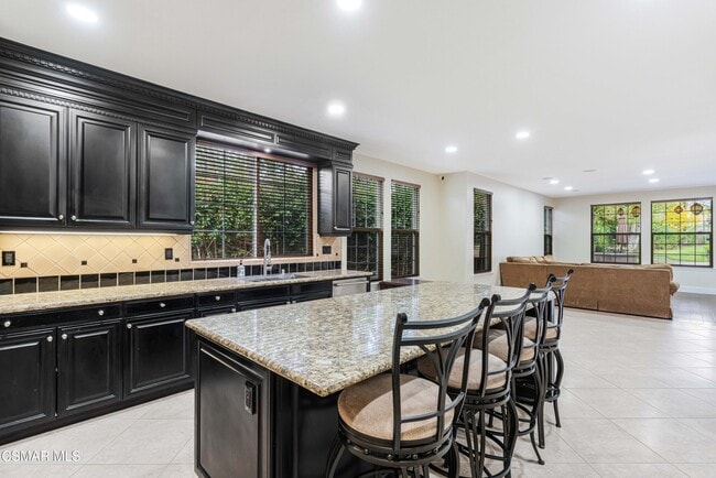 Building Photo - 504 Rustic Hills Dr