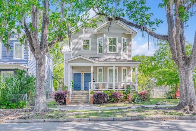 Primary Photo - 828 E Park Ave