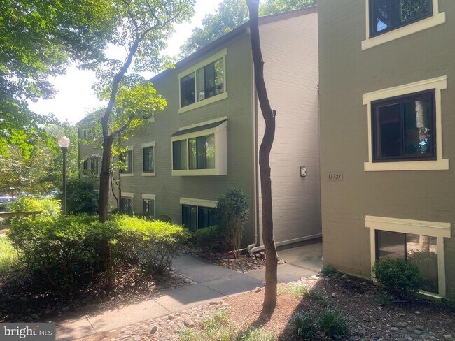 Building Photo - 11723 Karbon Hill Ct