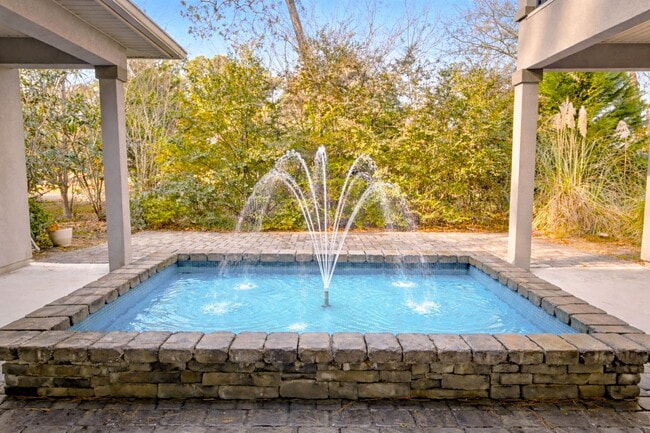 Building Photo - 1065 Wigeon Dr